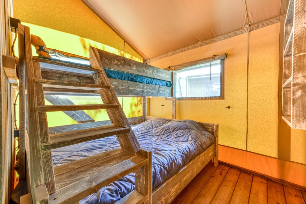 Camping Maeva Escapades Millau Plage Exterior foto